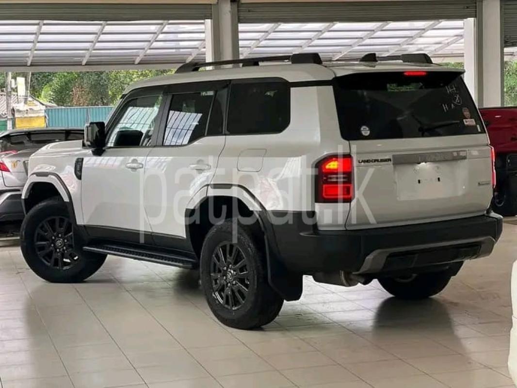 Advertisement image 2