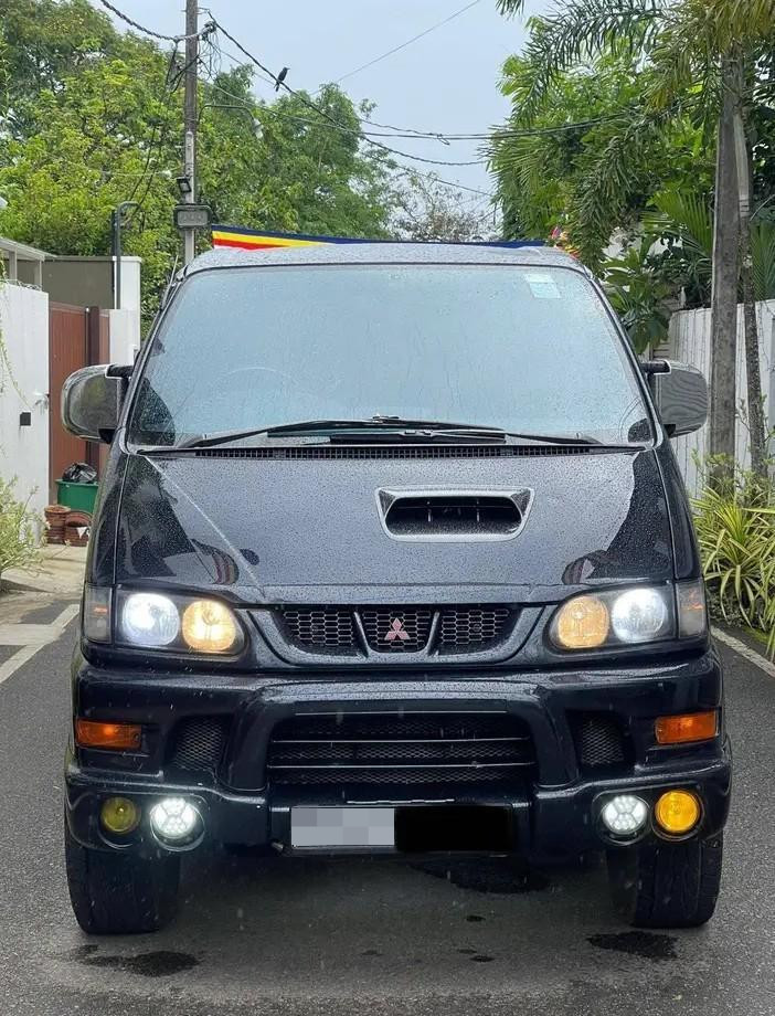 Mitsubishi L400 1998 - பயன்படுத்தப்பட்டது வேன் sale in Sri Lanka - patpat.lk