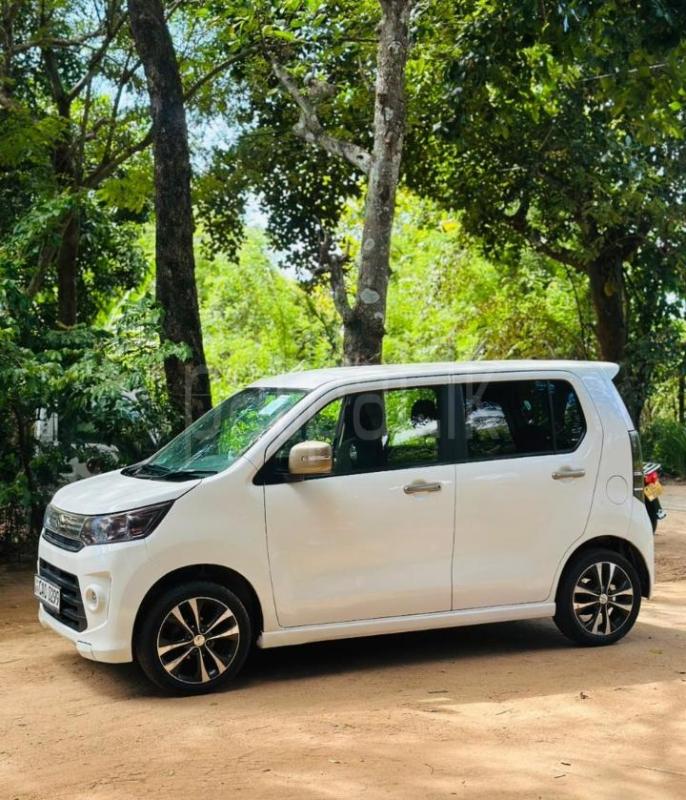 Suzuki Wagon R 2015 - பயன்படுத்தப்பட்டது கார் sale in Sri Lanka - patpat.lk