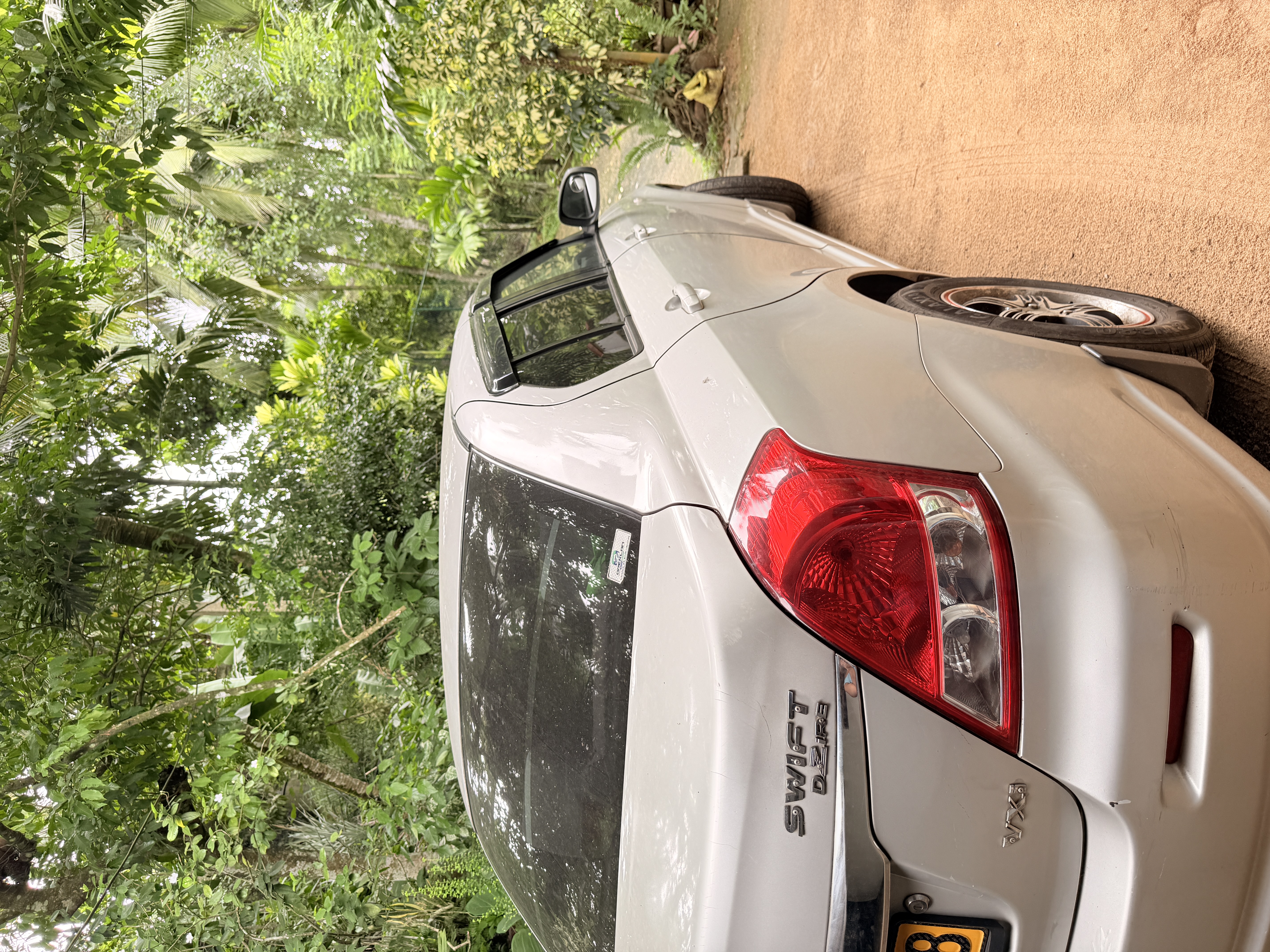 Suzuki Dzire 2010 - பயன்படுத்தப்பட்டது கார் sale in Sri Lanka - patpat.lk