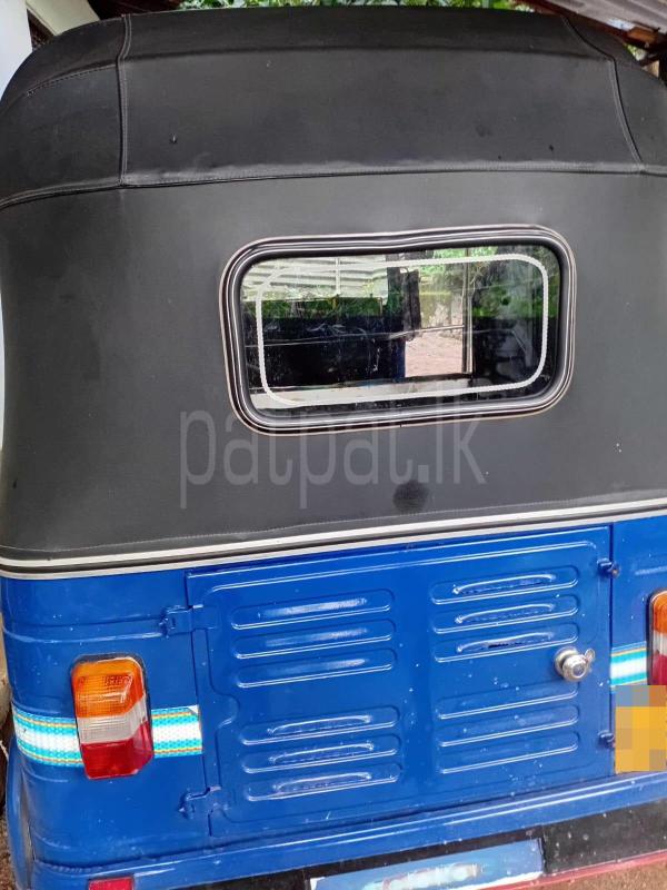 Bajaj 4 stroke 2009 - பயன்படுத்தப்பட்டது முச்சக்கர வண்டி sale in Sri Lanka - patpat.lk