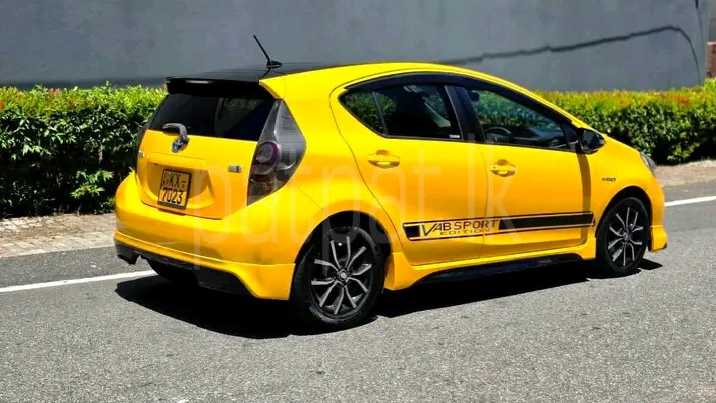 Toyota Aqua 2013 - பயன்படுத்தப்பட்டது கார் sale in Sri Lanka - patpat.lk