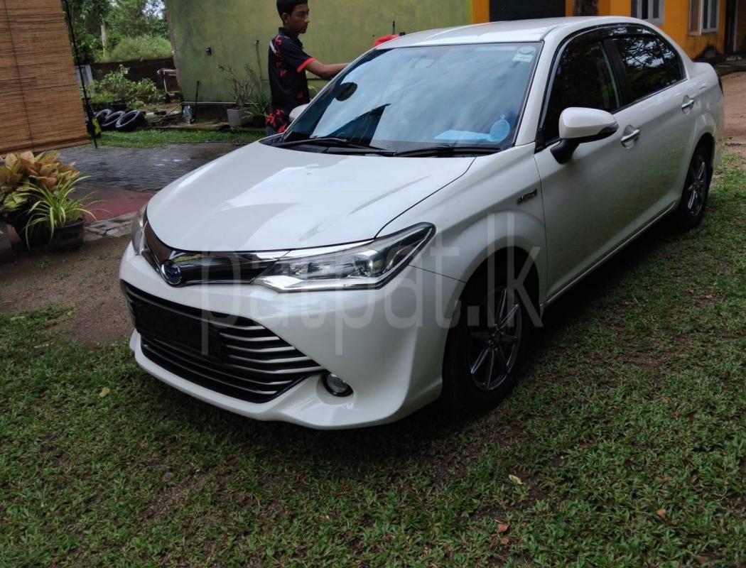 Toyota Axio 2015 - பயன்படுத்தப்பட்டது கார் sale in Sri Lanka - patpat.lk
