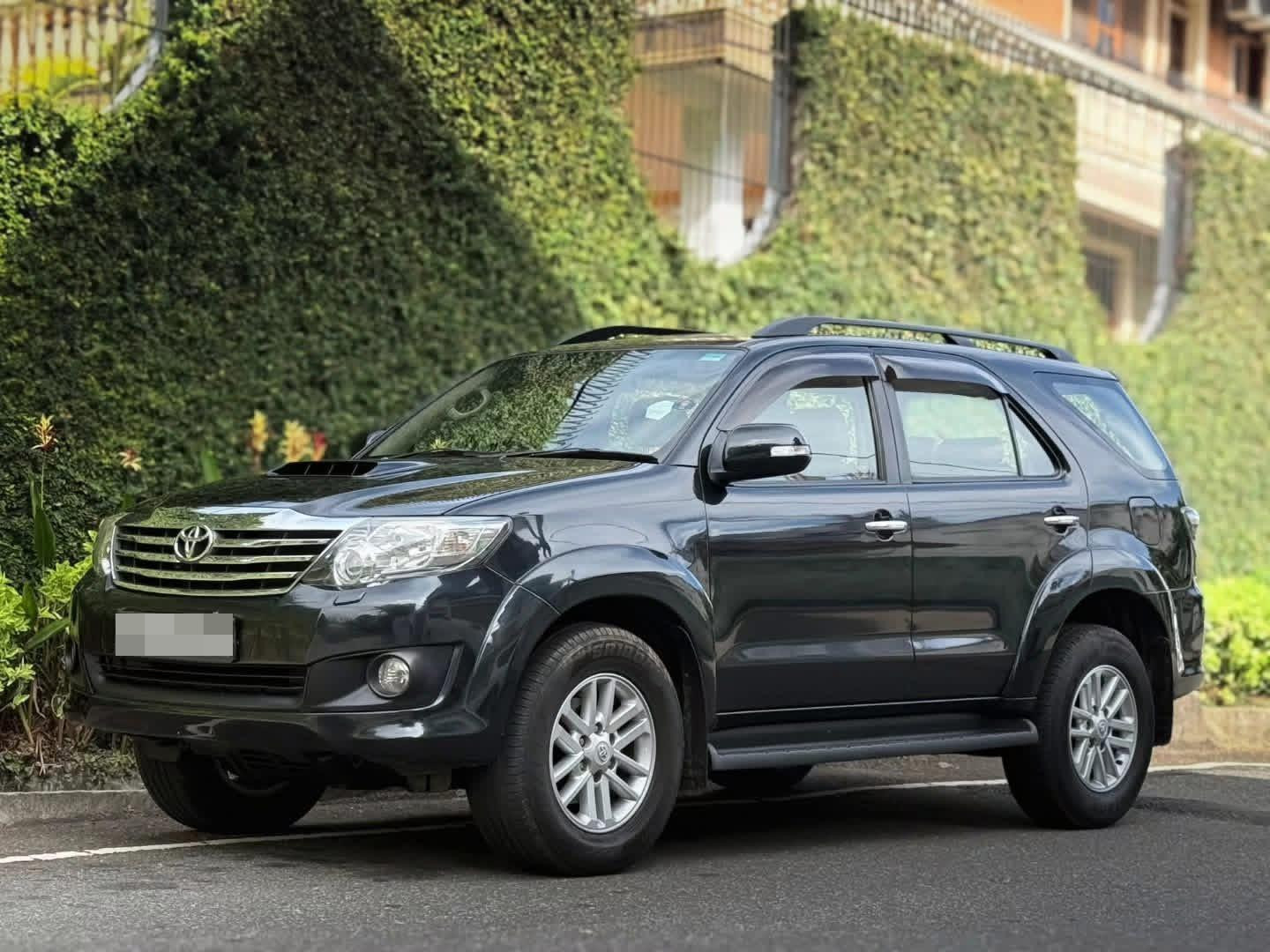 Toyota Fortuner 2013 - Used SUV sale in Sri Lanka - patpat.lk