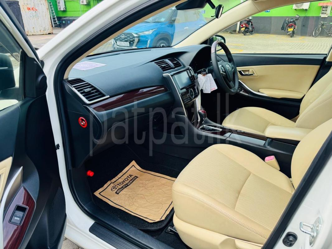 Toyota Premio 2018 - பயன்படுத்தப்பட்டது கார் sale in Sri Lanka - patpat.lk