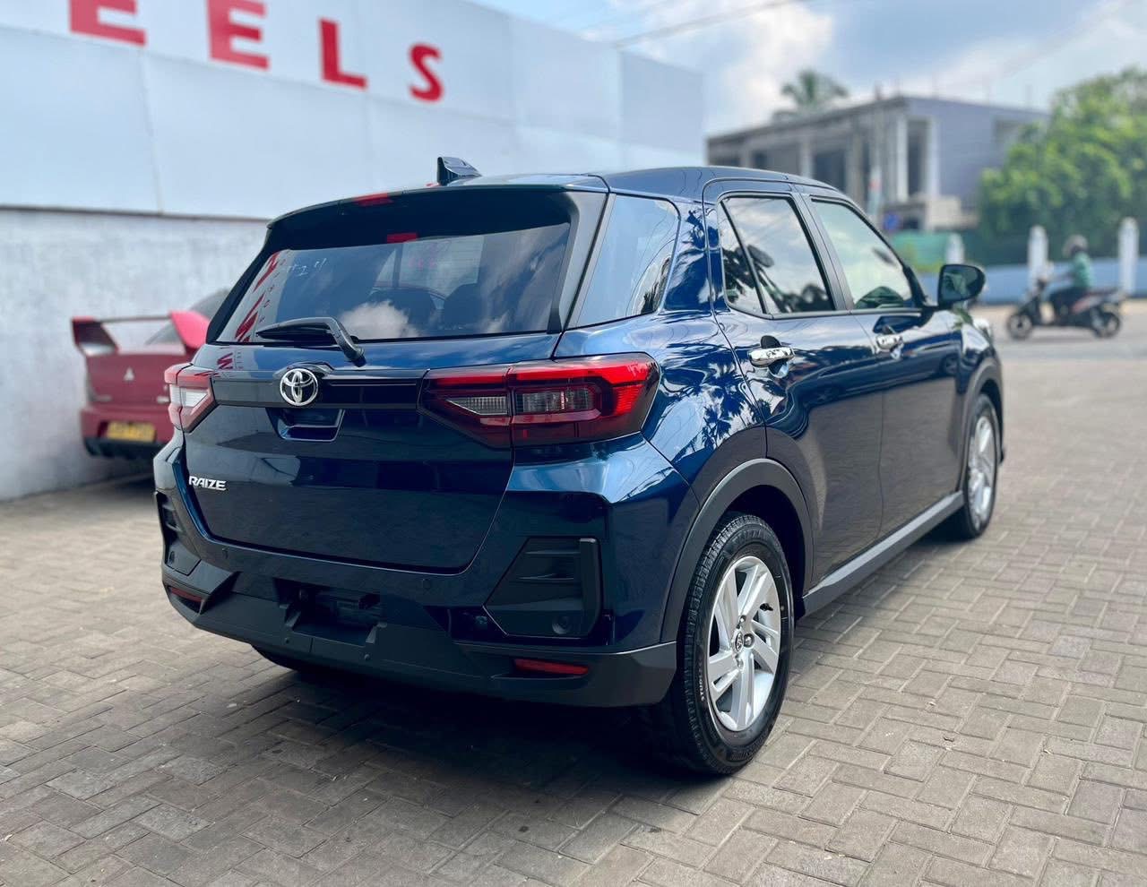 Toyota Raize 2025 - Reconditioned SUV sale in Sri Lanka - patpat.lk