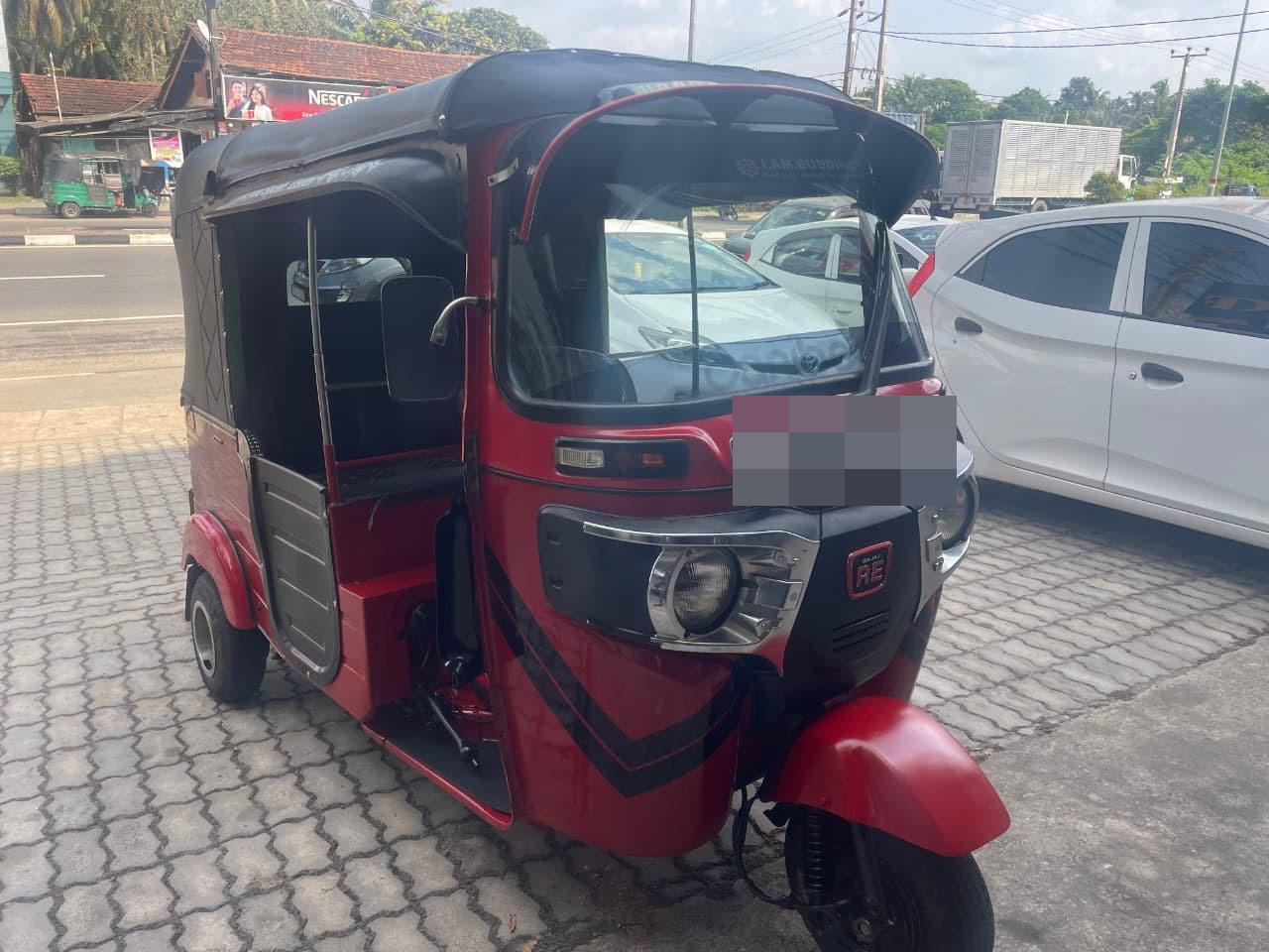 Bajaj Three Wheel 2015 - Used Three wheeler sale in Sri Lanka - patpat.lk