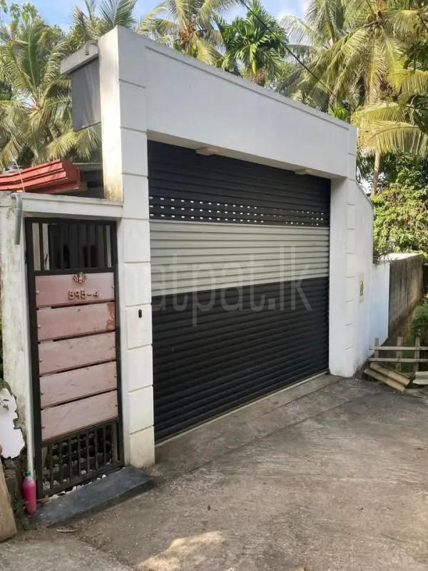 House for Sale in Athurugiriya ads-image-1