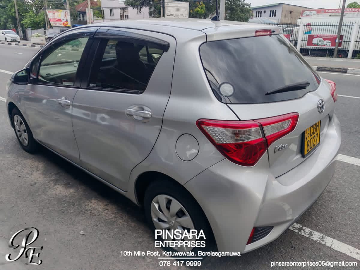 Toyota Vitz 2017 - பயன்படுத்தப்பட்டது கார் sale in Sri Lanka - patpat.lk
