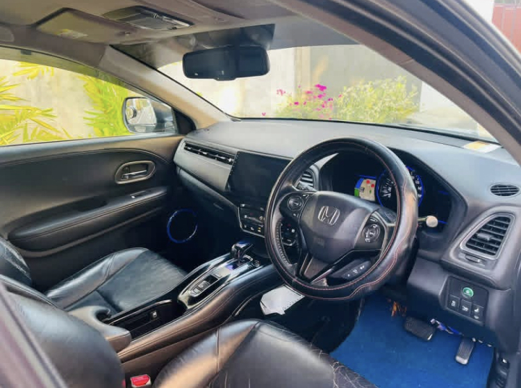 Honda Vezel 2014 - Used SUV sale in Sri Lanka - patpat.lk