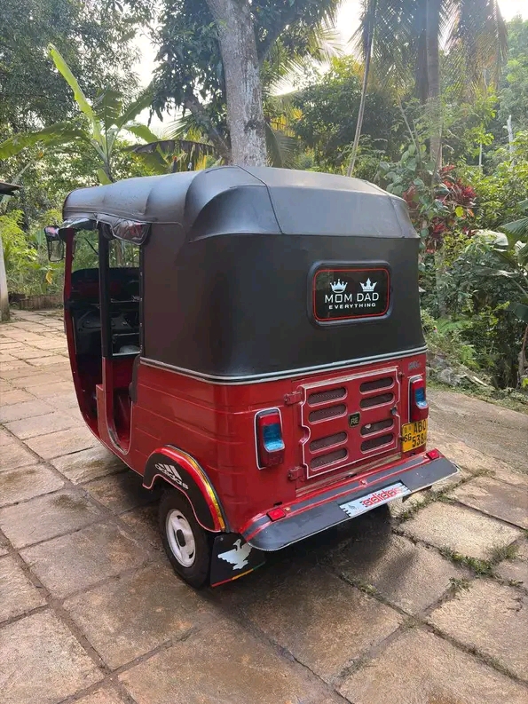 Bajaj Three Wheel 2016 - Used Three wheeler sale in Sri Lanka - patpat.lk