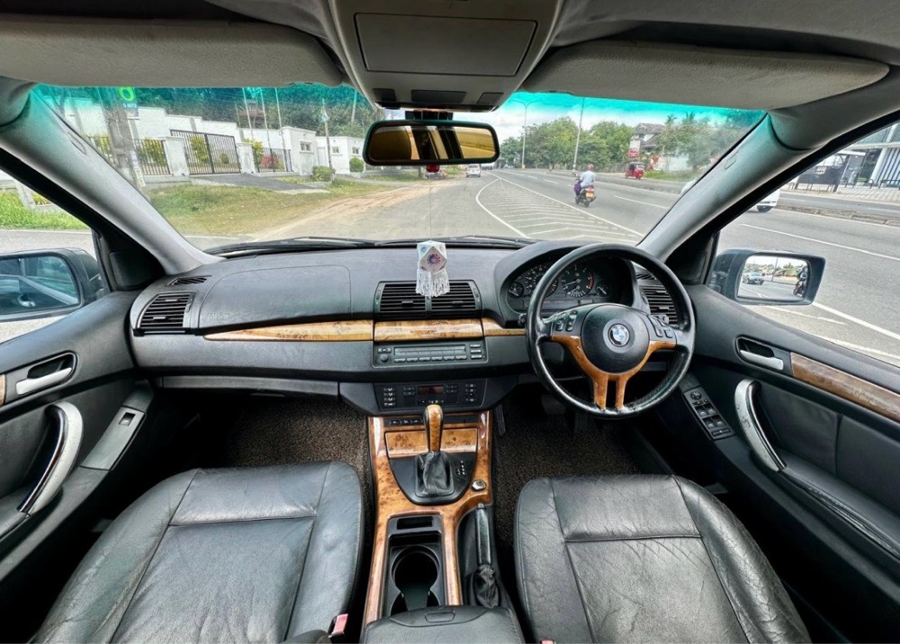 Advertisement image 6