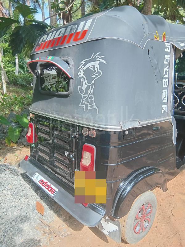Bajaj Three Wheel 2013 - භාවිතා කරන ලද ත්‍රිරෝද රථය sale in Sri Lanka - patpat.lk