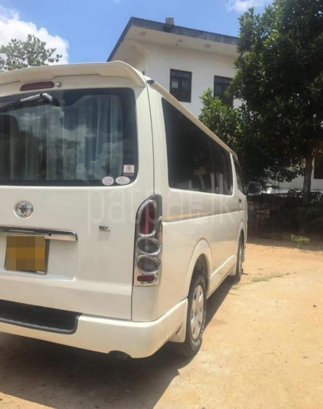 Toyota Hiace 2006 - Used Van sale in Sri Lanka - patpat.lk