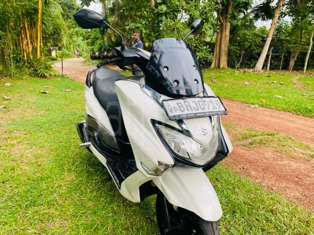 Advertisement image 1