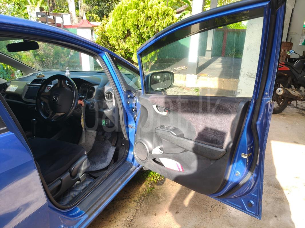 Honda Fit 2012 - Used Car sale in Sri Lanka - patpat.lk