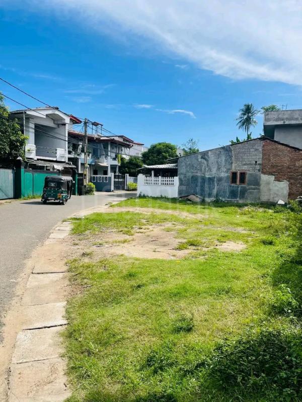 Residential Land for Sale in Angoda