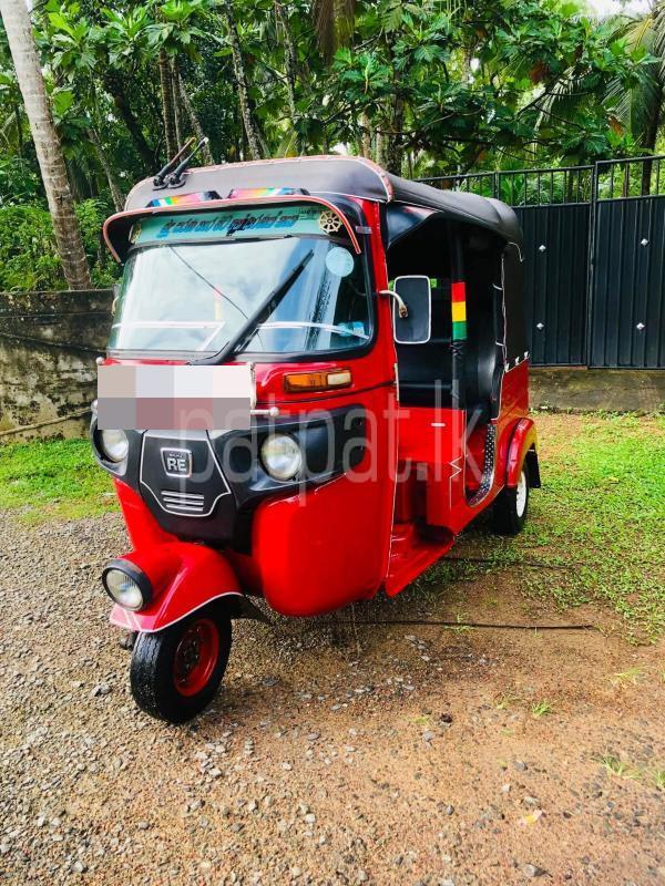 Bajaj 4 stroke 2014 - භාවිතා කරන ලද ත්‍රිරෝද රථය sale in Sri Lanka - patpat.lk