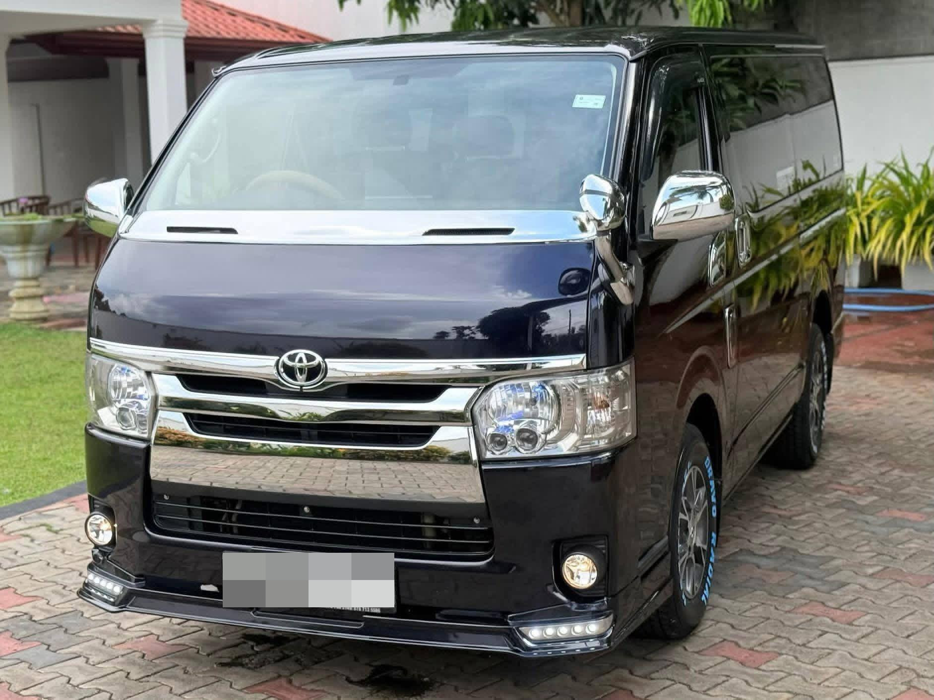 Toyota Super GL 2015 - Used Van sale in Sri Lanka - patpat.lk