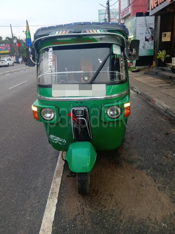 Bajaj Three Wheel 2010 - பயன்படுத்தப்பட்டது முச்சக்கர வண்டி sale in Sri Lanka - patpat.lk