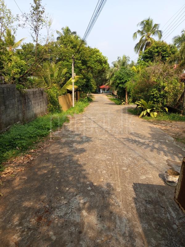 Residential Land for Sale in Horana