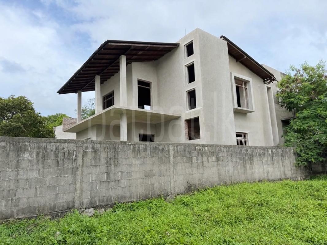 House for Sale in Battaramulla