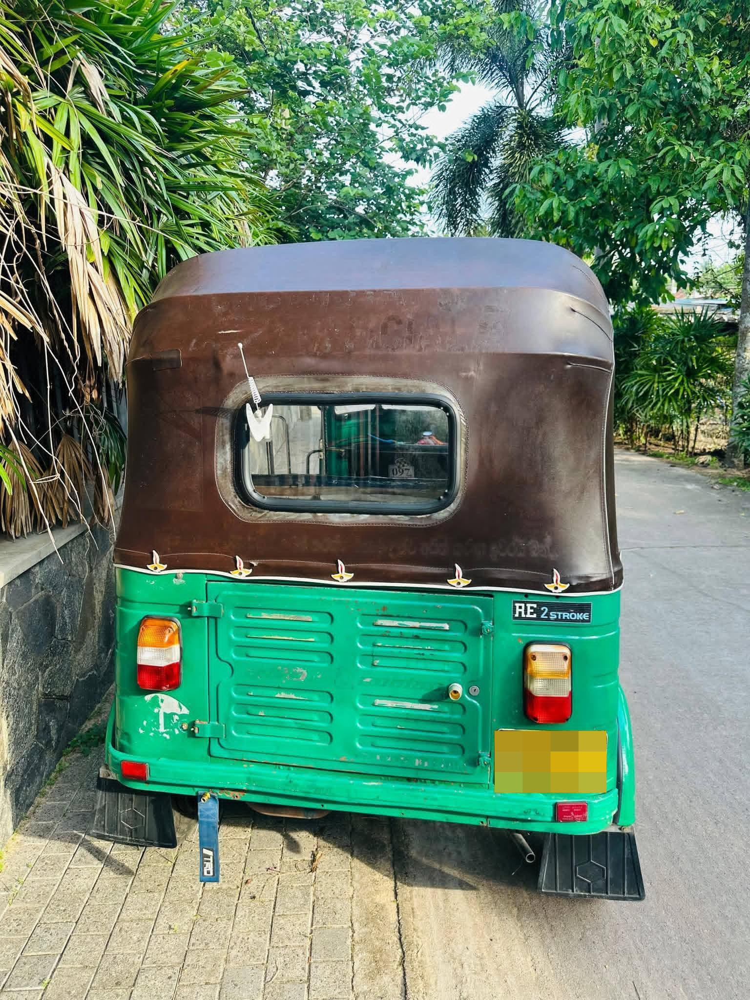 Bajaj 2 stroke 2006 - භාවිතා කරන ලද ත්‍රිරෝද රථය sale in Sri Lanka - patpat.lk