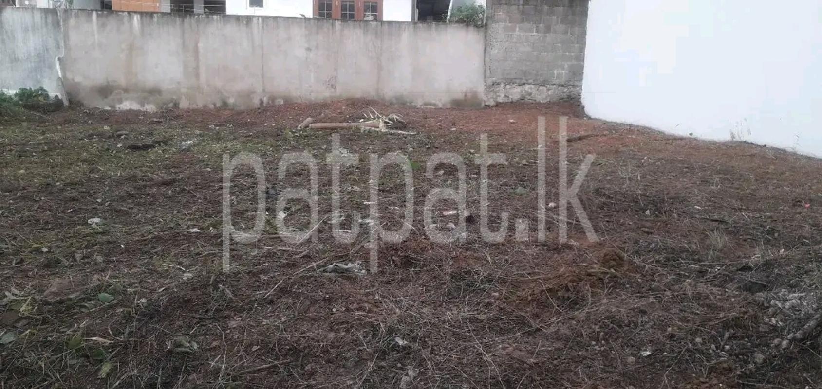 Residential Land for Sale in Wattala