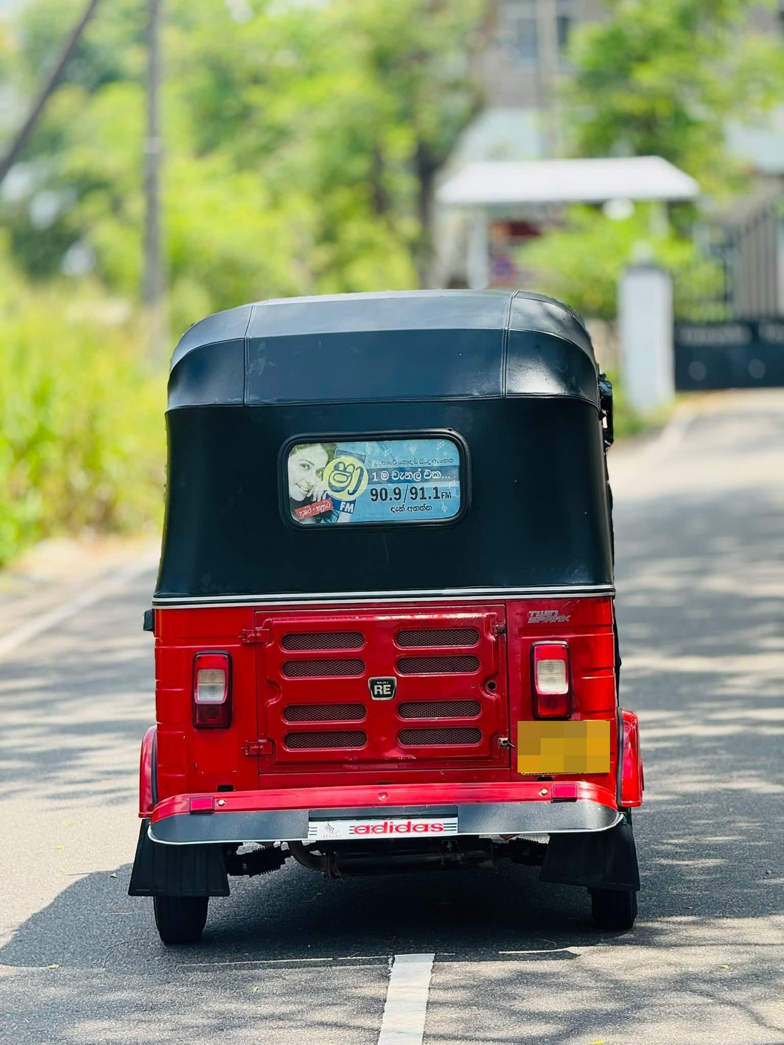 Bajaj Three Wheel 2019 - Used Three wheeler sale in Sri Lanka - patpat.lk