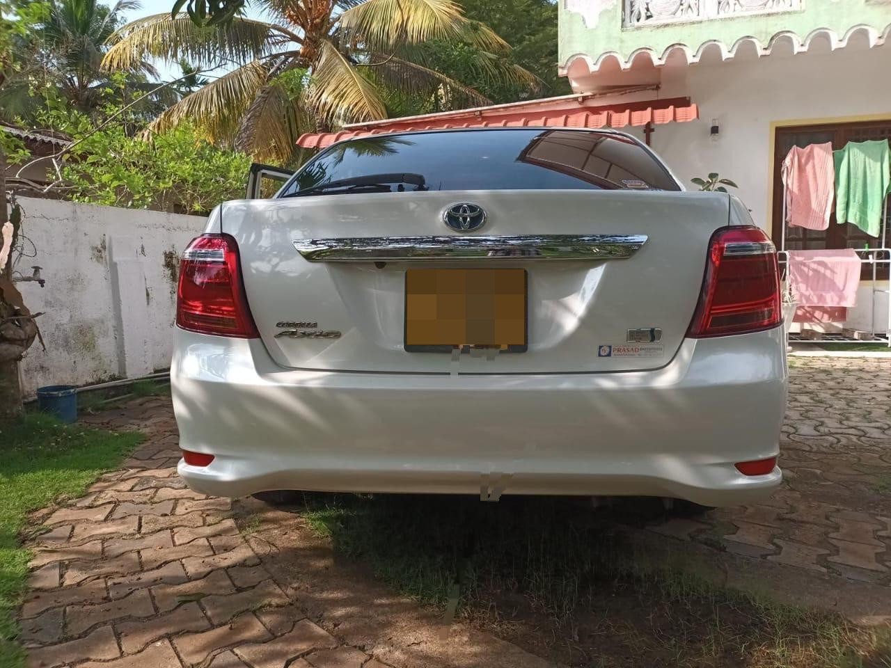 Toyota Axio 2015 - භාවිතා කරන ලද කාර් sale in Sri Lanka - patpat.lk