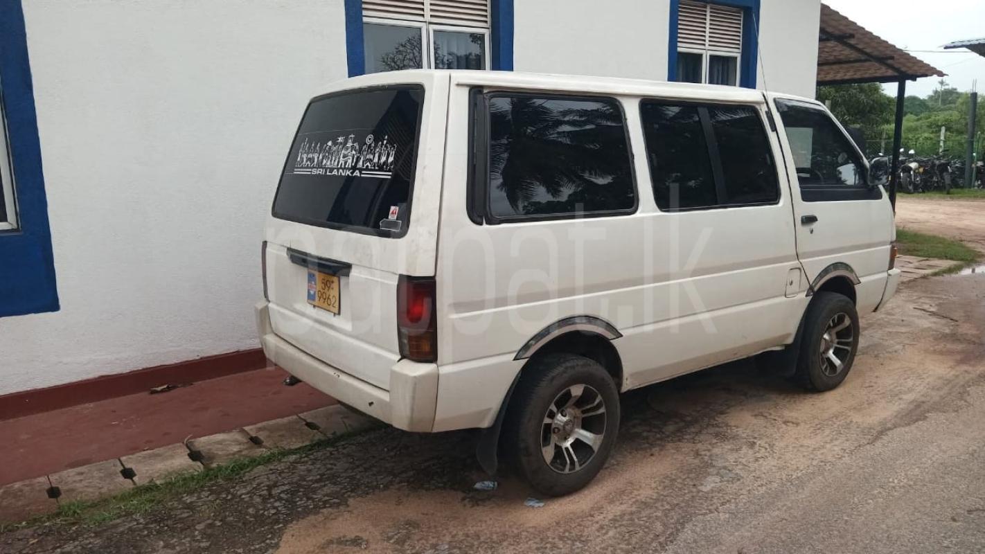 Nissan Vanette 1992 - பயன்படுத்தப்பட்டது வேன் sale in Sri Lanka - patpat.lk