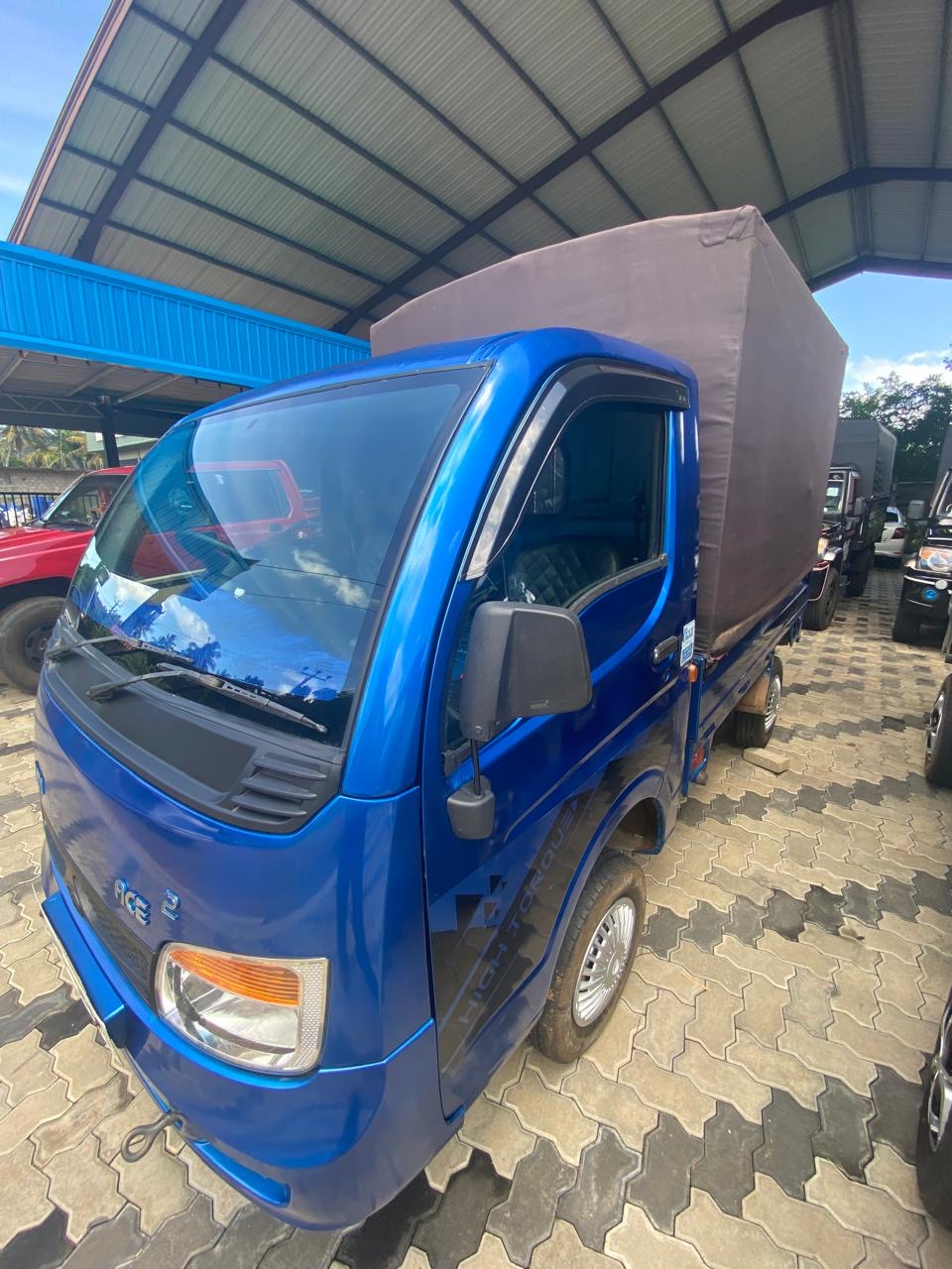 Tata Super Ace 2017 - பயன்படுத்தப்பட்டது டிரக் sale in Sri Lanka - patpat.lk