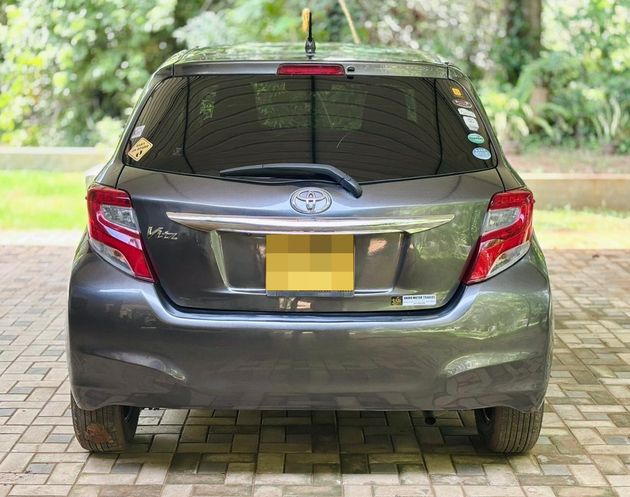 Toyota Vitz 2016 - Used Car sale in Sri Lanka - patpat.lk