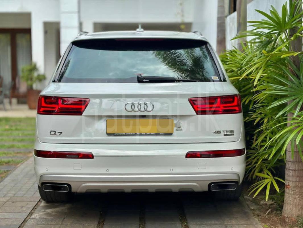 Audi Q7 2017 - பயன்படுத்தப்பட்டது SUV sale in Sri Lanka - patpat.lk