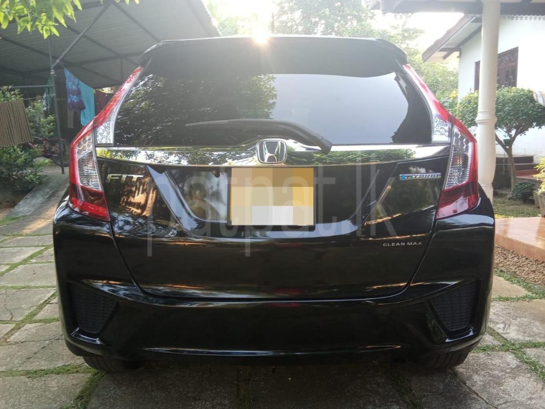 Advertisement image 6