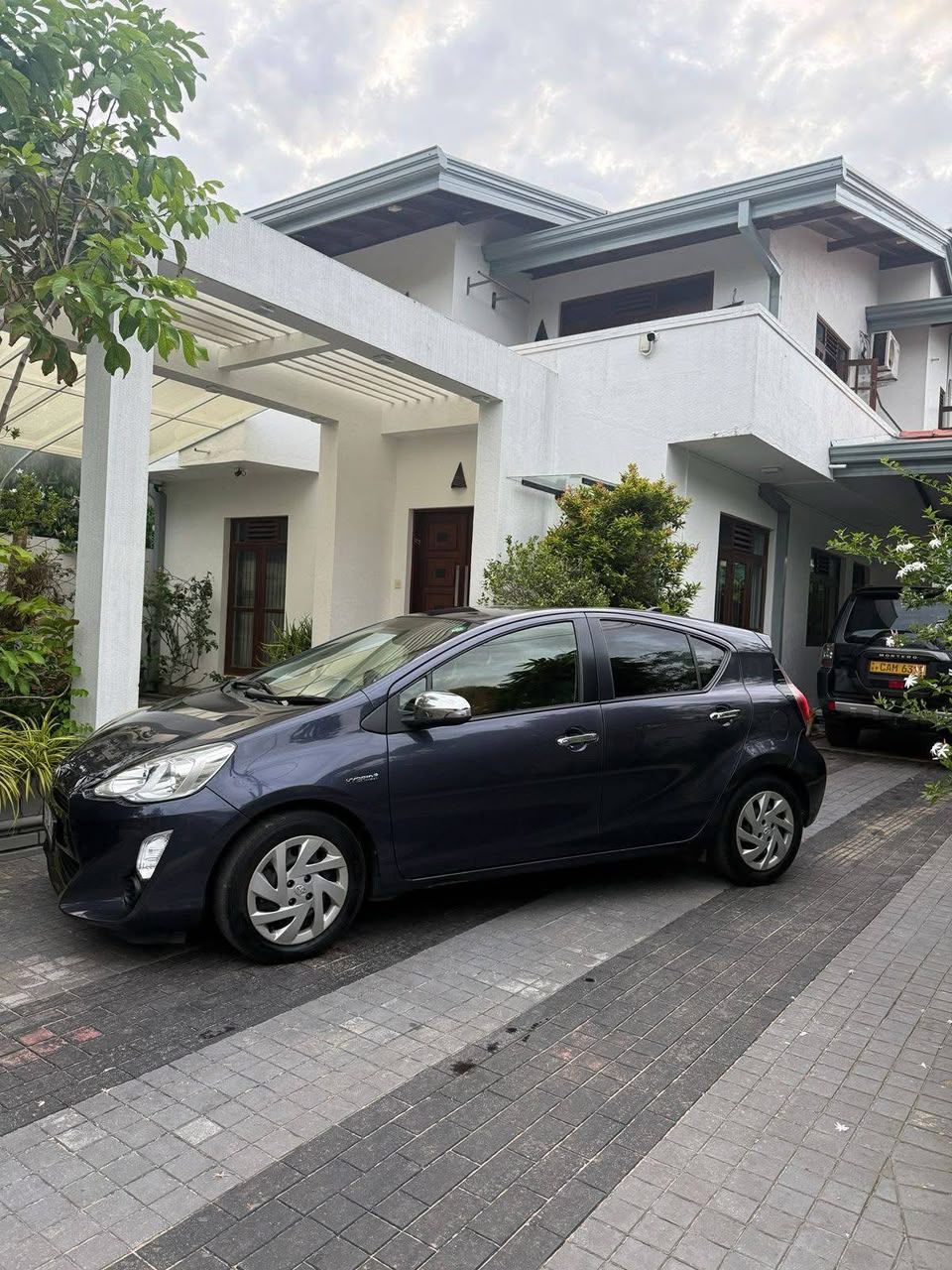 Toyota Aqua 2015 - Used Car sale in Sri Lanka - patpat.lk