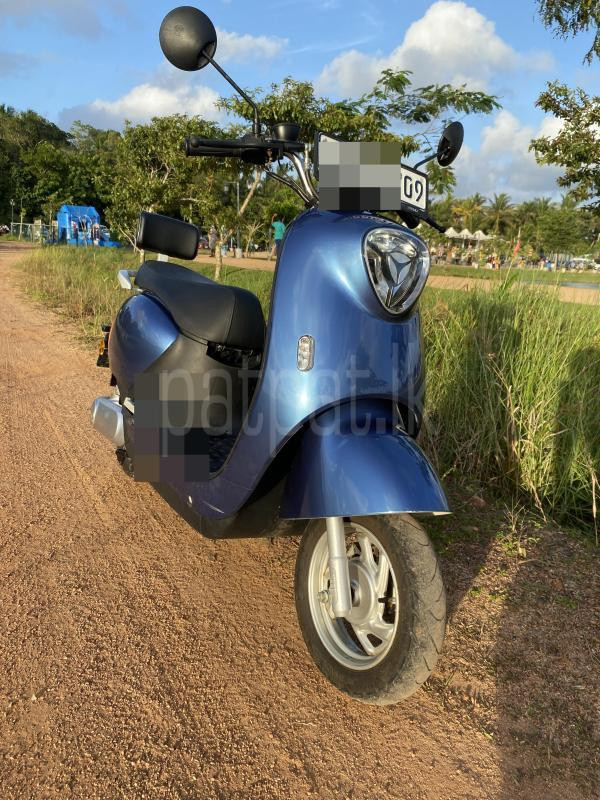 Yadea M6 2023 - Used Bike sale in Sri Lanka - patpat.lk