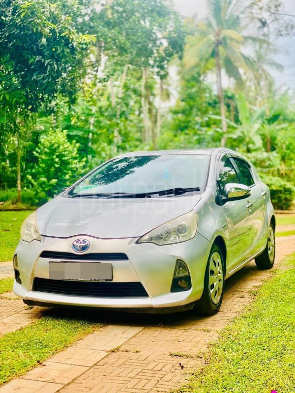 Toyota Aqua 2013 - Used Car sale in Sri Lanka - patpat.lk