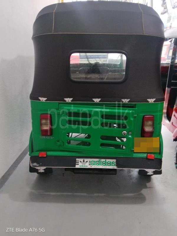 Bajaj Three Wheel 2012 - சான்றளிக்கப்பட்டது முச்சக்கர வண்டி sale in Sri Lanka - patpat.lk