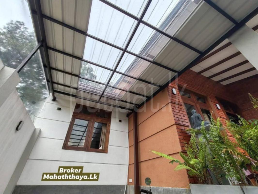 House for Sale in Athurugiriya ads-image-1