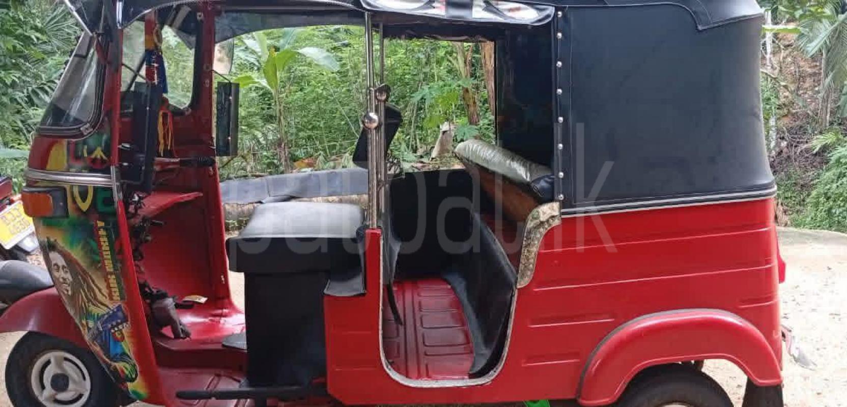 Bajaj 2 stroke 2006 - பயன்படுத்தப்பட்டது முச்சக்கர வண்டி sale in Sri Lanka - patpat.lk