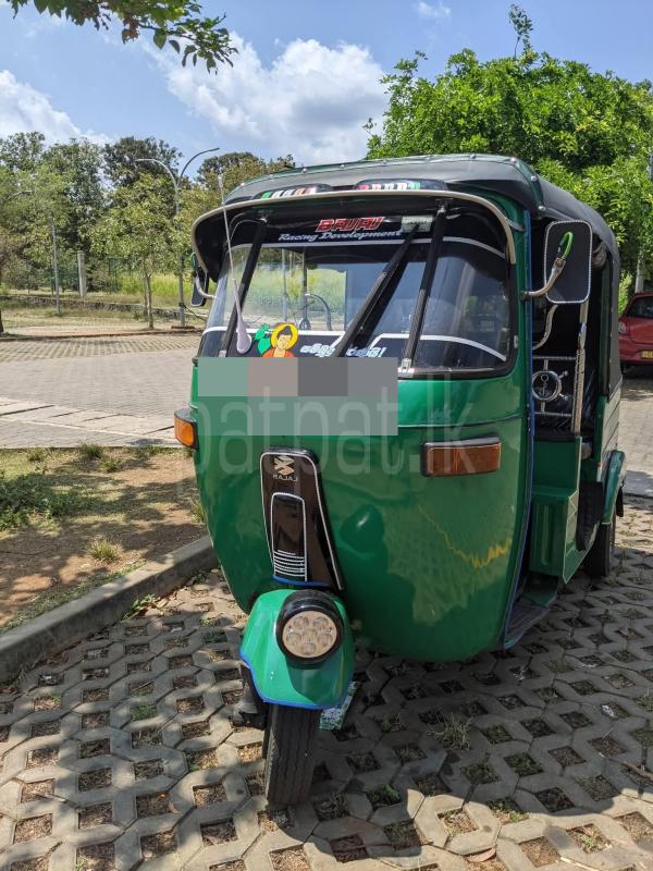 Bajaj Three Wheel 2004 - භාවිතා කරන ලද ත්‍රිරෝද රථය sale in Sri Lanka - patpat.lk