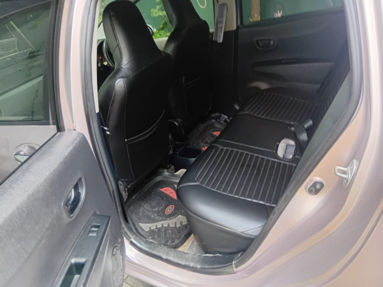 Toyota Vitz 2011 - Used Car sale in Sri Lanka - patpat.lk