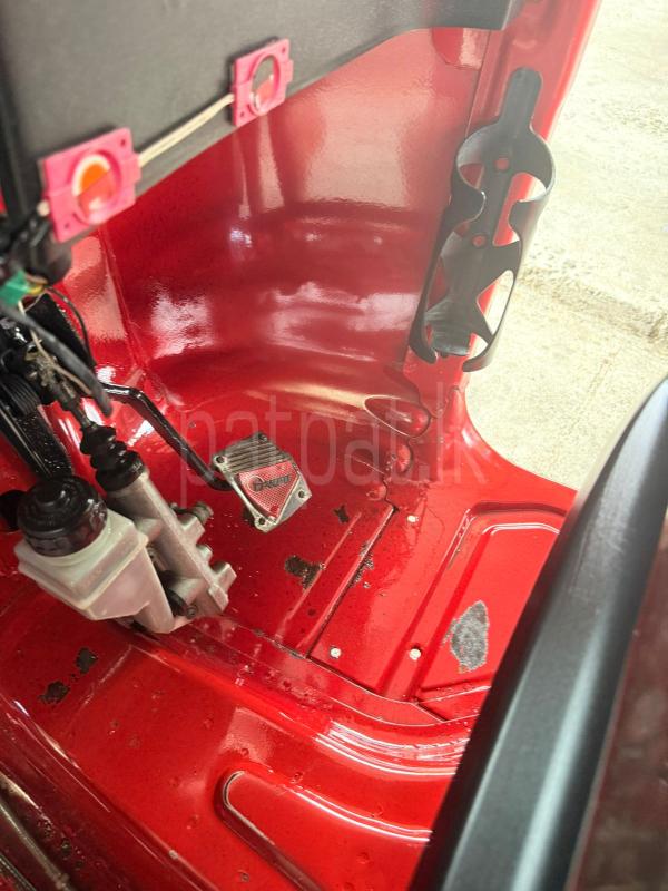 Advertisement image 3