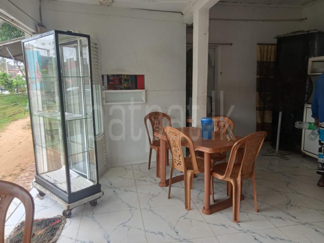 Hotel for Rent in Dehiwala