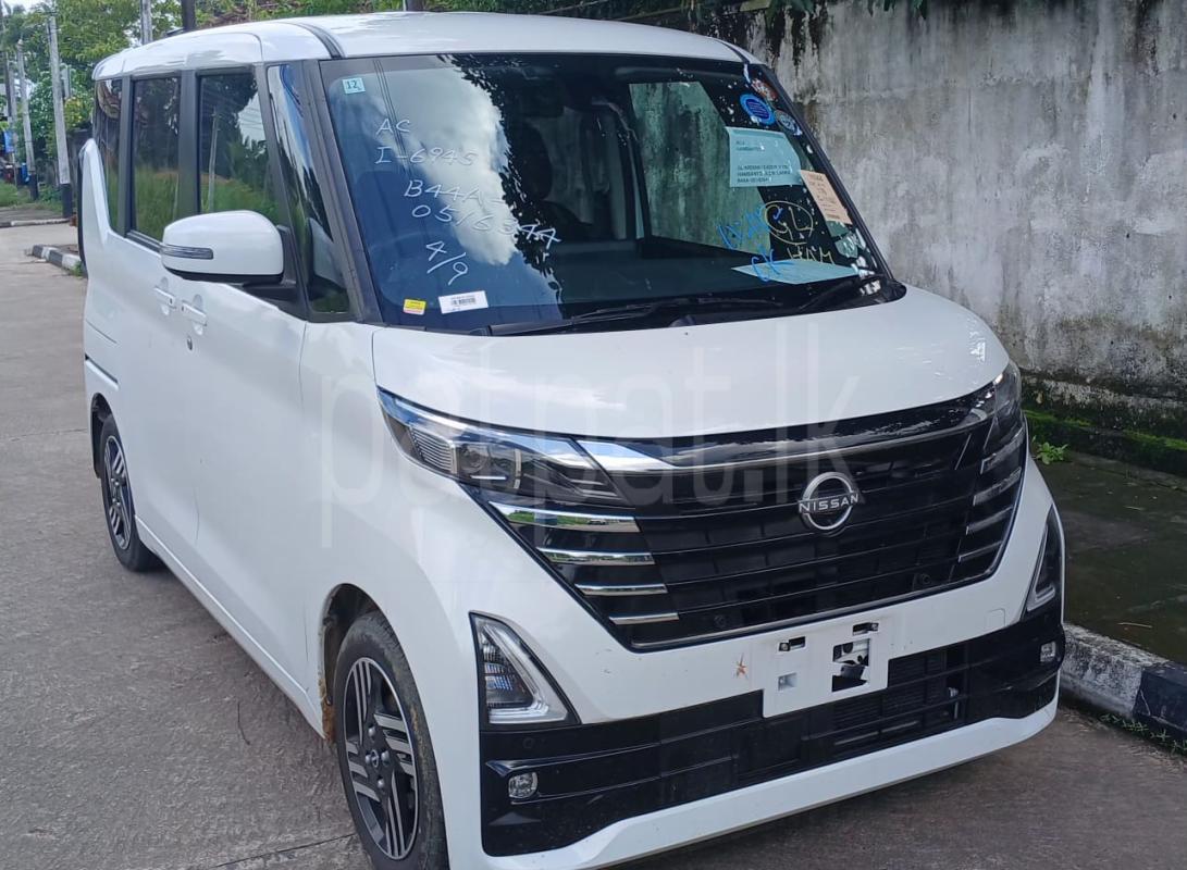 Nissan Roox 2023 - Reconditioned Car sale in Sri Lanka - patpat.lk