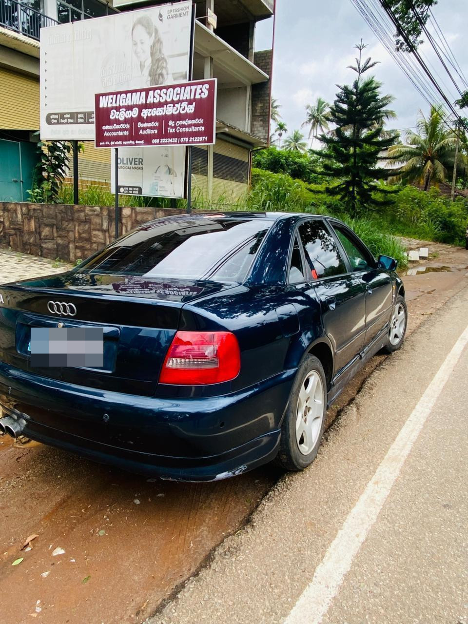 Audi A4 2001 - பயன்படுத்தப்பட்டது கார் sale in Sri Lanka - patpat.lk