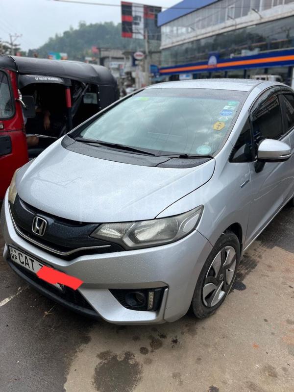 Honda Fit 2014 - பயன்படுத்தப்பட்டது கார் sale in Sri Lanka - patpat.lk