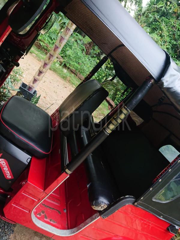Bajaj Three Wheel 2019 - பயன்படுத்தப்பட்டது முச்சக்கர வண்டி sale in Sri Lanka - patpat.lk