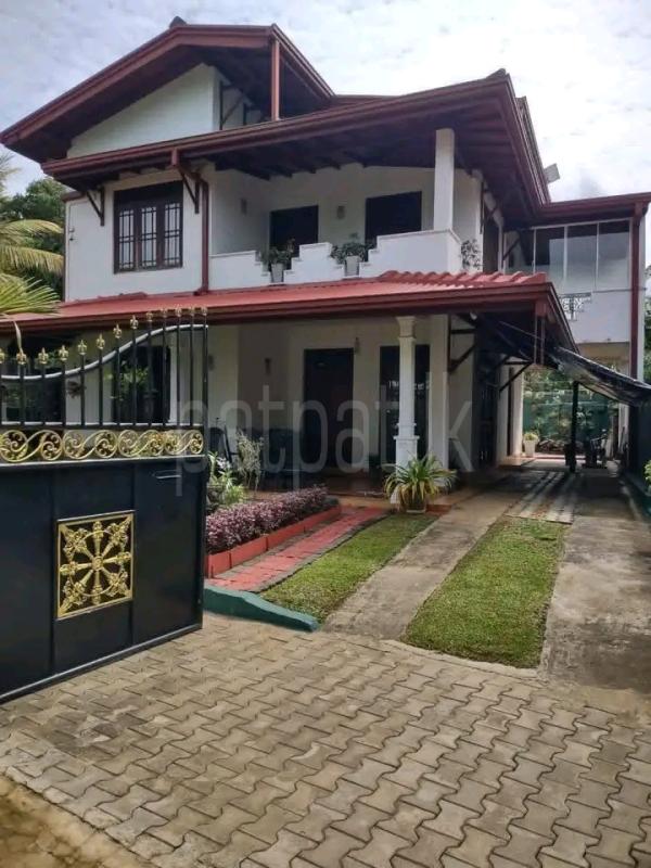 House for Sale in Alubomulla